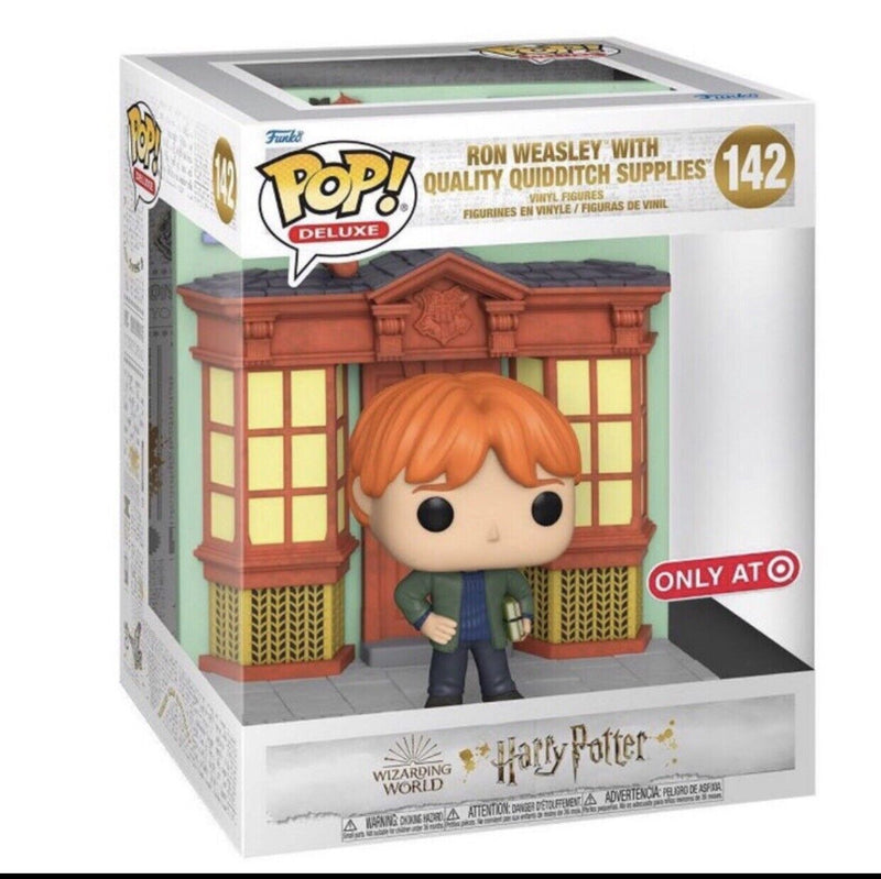 Ron Weasley With Quality Quidditch Supplies - Wizarding World Harry Potter